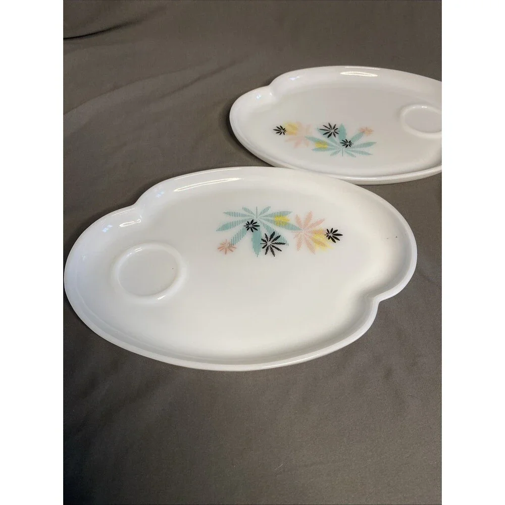 Vintage ATOMIC FLOWER PATIO BY FEDERAL Milk Glass Snack Set Tea Coffee